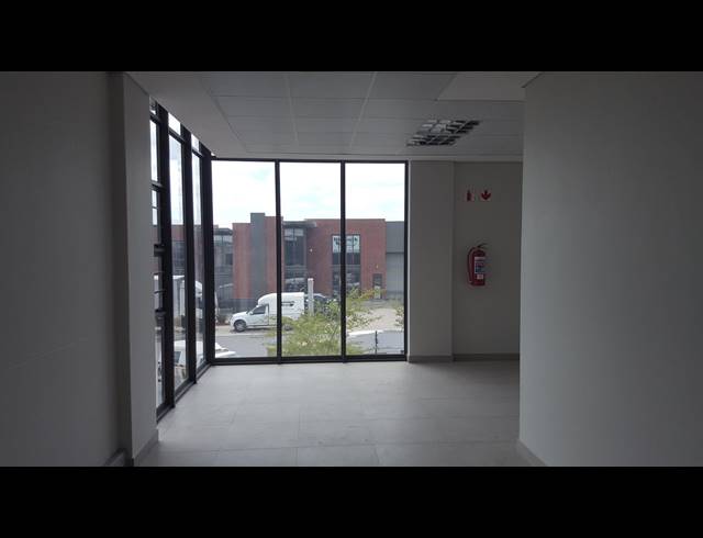 773M² FACTORY TO LET IN BRACKENFELL CENTRAL